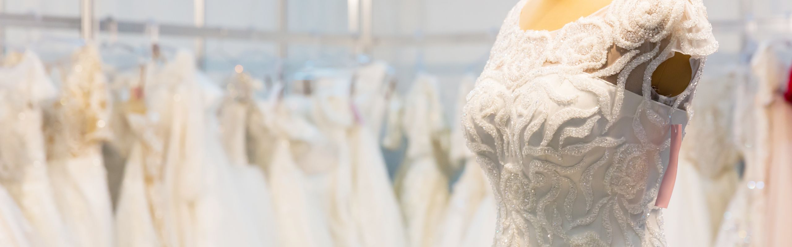 ウェディングドレスの写真