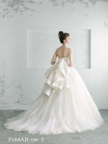 ウェディングドレスの写真