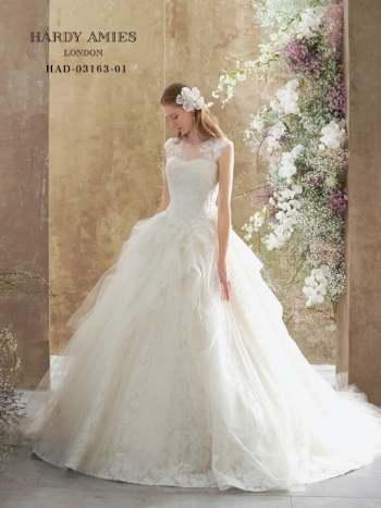 ウェディングドレスの写真