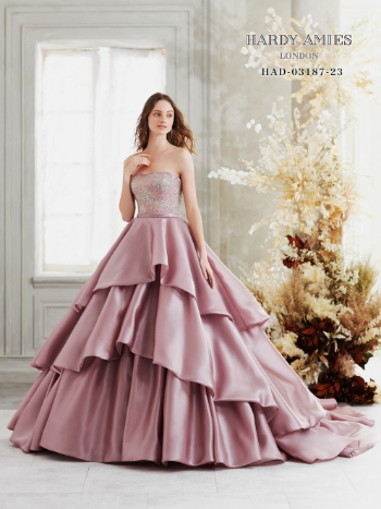 カラードレスの写真