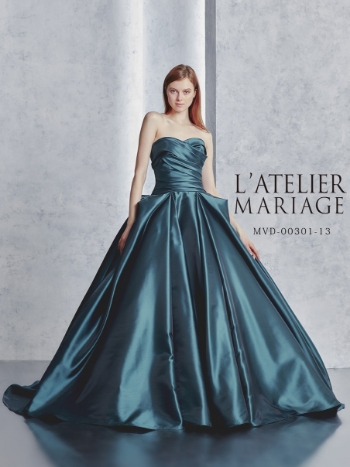 カラードレスの写真