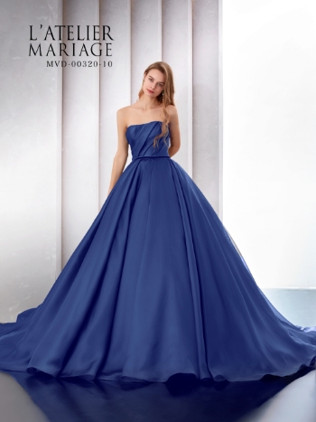 カラードレスの写真