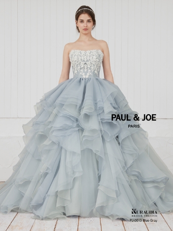 カラードレスの写真