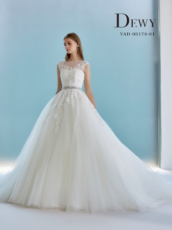 ウェディングドレスの写真