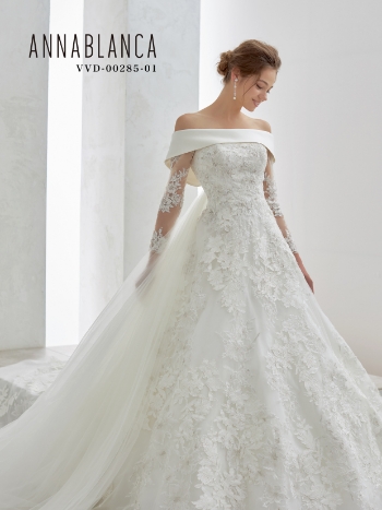 ウェディングドレスの写真